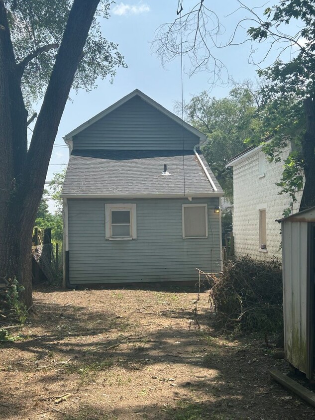HOOVEN: Cute 3 bedroom 1 bath home. - HOOVEN:  Cute 3 bedroom 1 bath home.