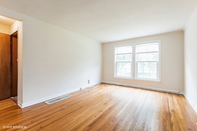 Foto del edificio - 4232 W Nelson St
