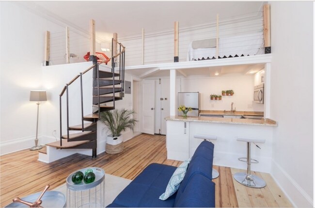 Building Photo - 85 Marlborough St