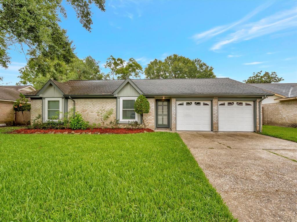 Foto principal - 1616 Live Oak Hollow St