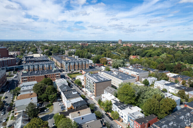 Aerial Photo - 105 Morris Apartments