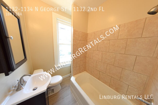 Foto del edificio - 1132-1134 N George St-1132 2nd FL