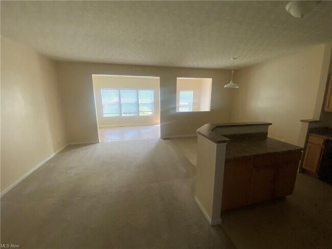 Building Photo - 1308 Wellingshire Cir
