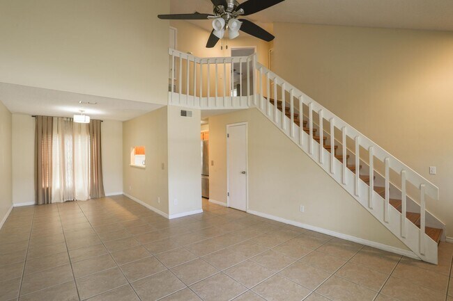 Foto del edificio - 1040 Covington St