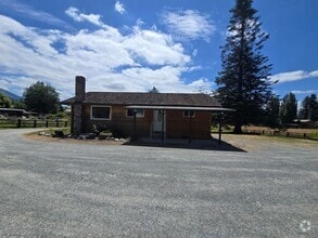 Building Photo - 23777 Old Day Creek Rd