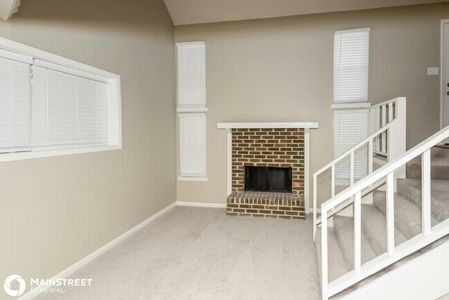 Building Photo - 929 Edwards Lake Rd, Birmingham, AL 35235