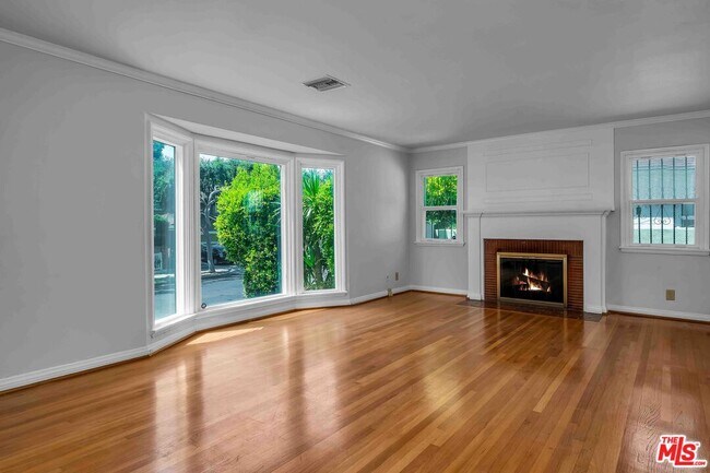 Foto del edificio - 3439 W 84th Pl