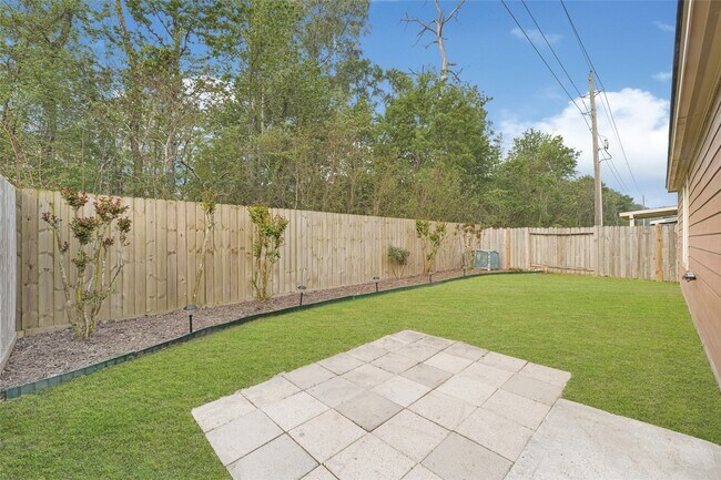 Building Photo - 12914 Pecan Shores Dr