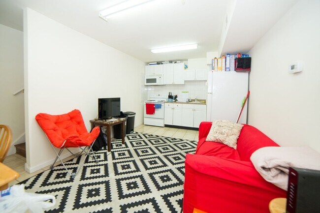 Foto del edificio - Modern New Luxury Temple Apartments