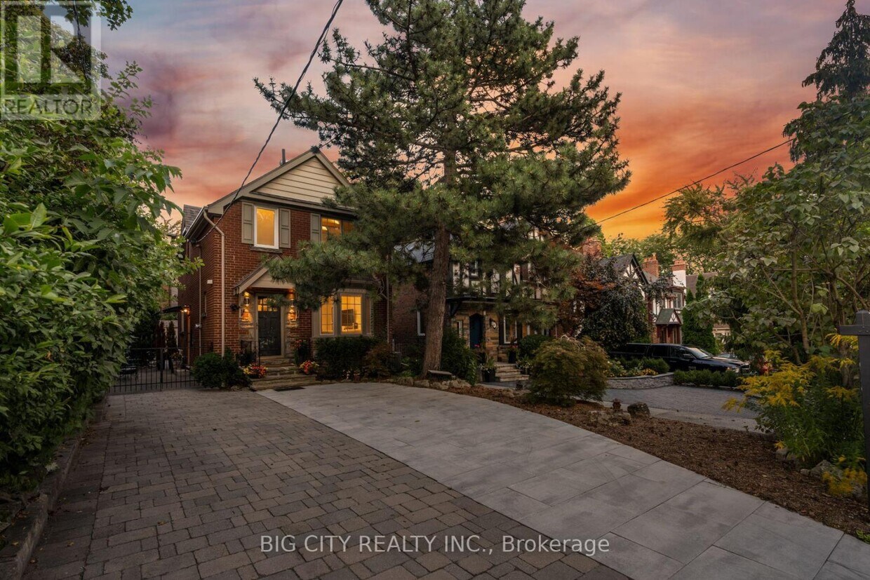 Photo principale - 287 S Kingsway