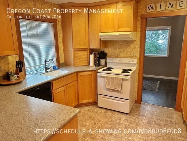 Foto del edificio - 3251 SE Dune Ave