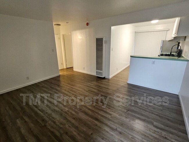 Foto del edificio - 2619 Acacia St