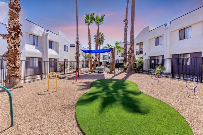 Foto del edificio - Mission Creek Apartments