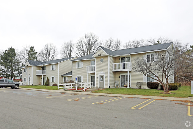 Building Photo - Gateway Apartments