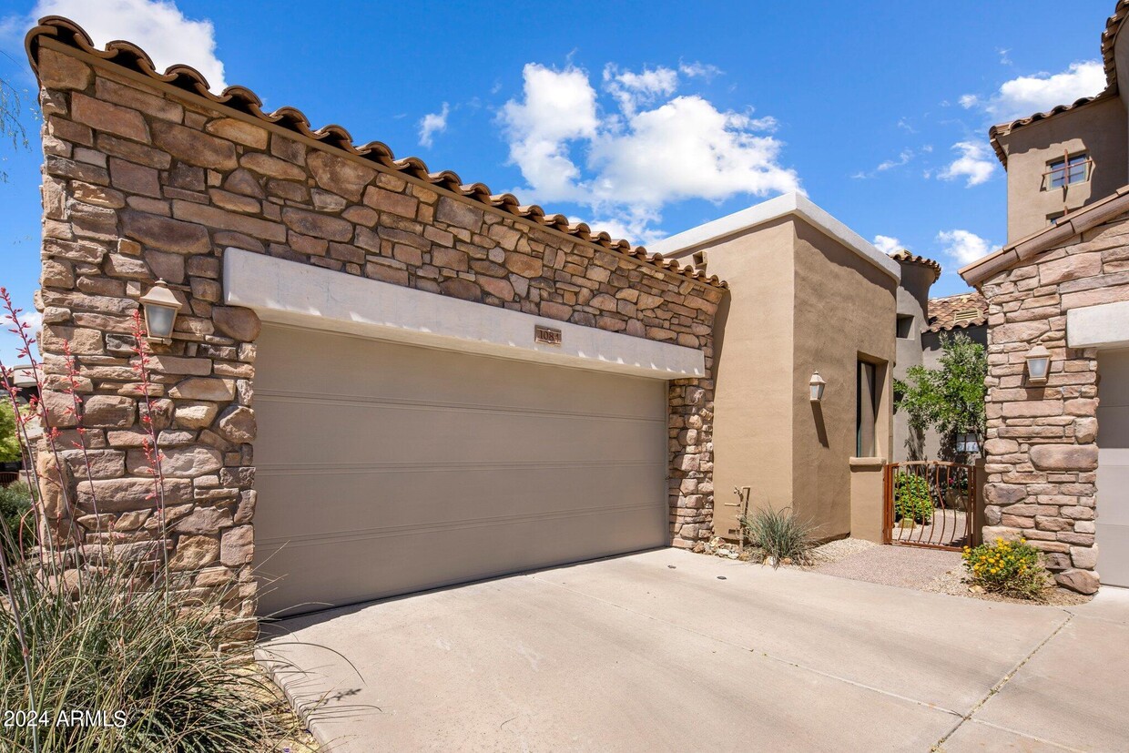 Foto principal - 19550 N Grayhawk Dr