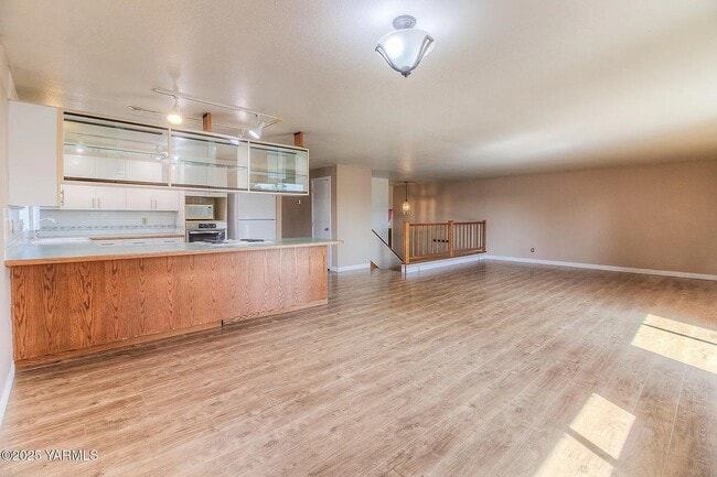 Building Photo - 1105 S 43rd Ave