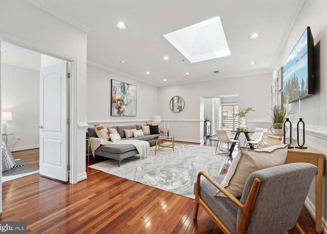 Photo - 1321 Euclid St NW Apartment