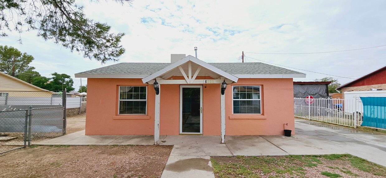 Primary Photo - Cozy 2 bedroom, 1 bath home in Lower Valle...