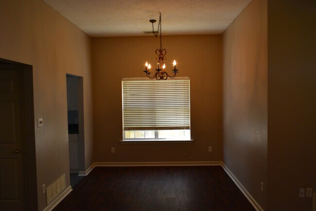 Foto del edificio - Under repair!