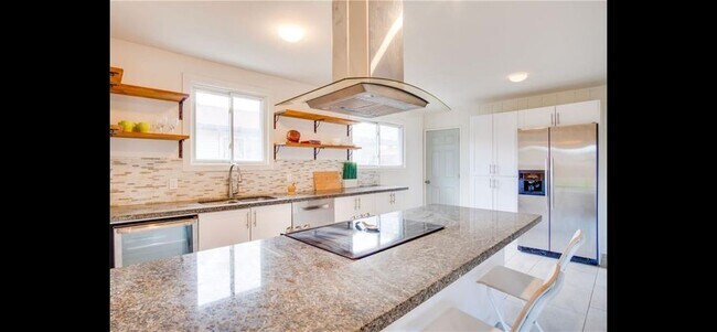 Building Photo - 197 Lawnhurst Dr