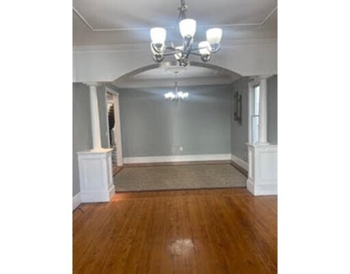 Foto del edificio - 741 E 5th St
