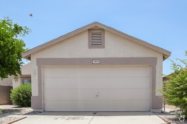 Building Photo - 11815 W Columbine Dr