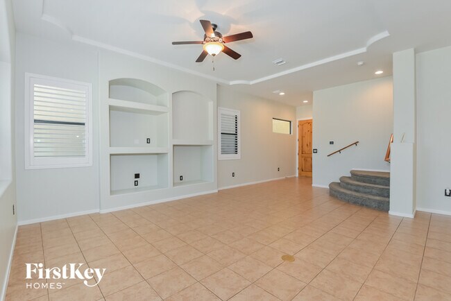 Building Photo - 9516 E Ventaso Cir