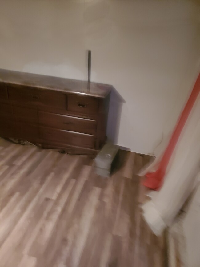 Beedroom - 529 Atwood St SW