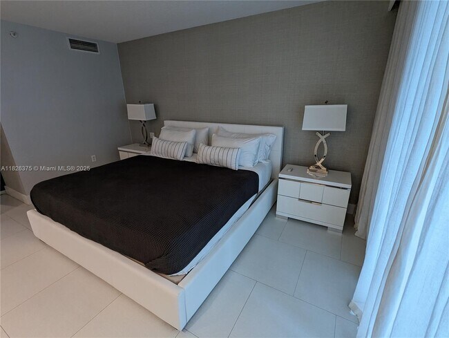 Foto del edificio - 2101 Brickell Ave