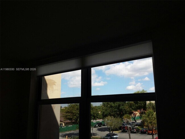 Foto del edificio - 9441 SW 4th St