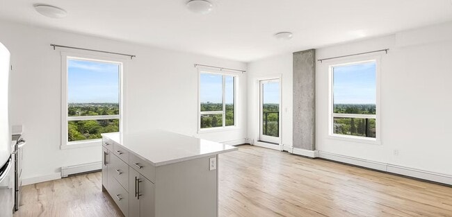 Photo du bâtiment - 639 Main