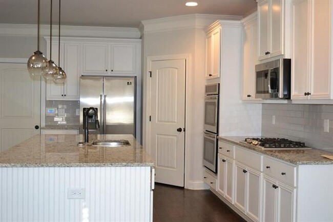 Building Photo - 2530 Lake Erma Drive, Hampton, GA, 30228