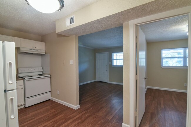 Foto del interior - Spanish Cove: Under New Management! Update...