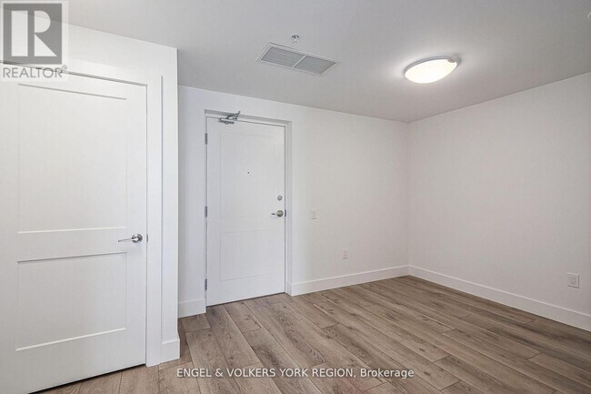 Photo du bâtiment - 4 Kimberly Ln