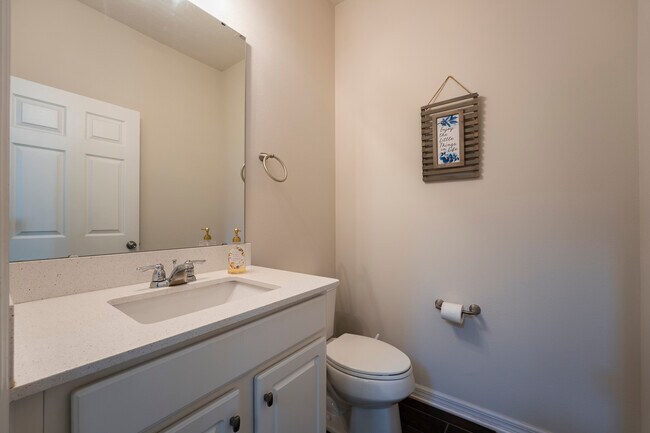 Foto del edificio - 8100 Summerlake Groves St
