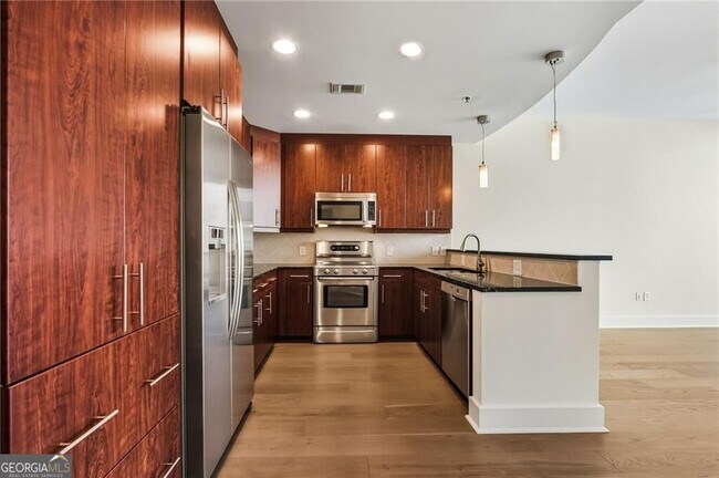 Foto del edificio - 1080 Peachtree St NE