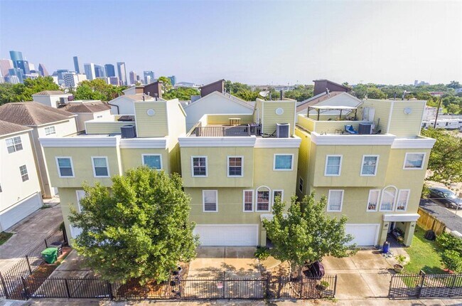 Foto del edificio - 2123 Stuart St