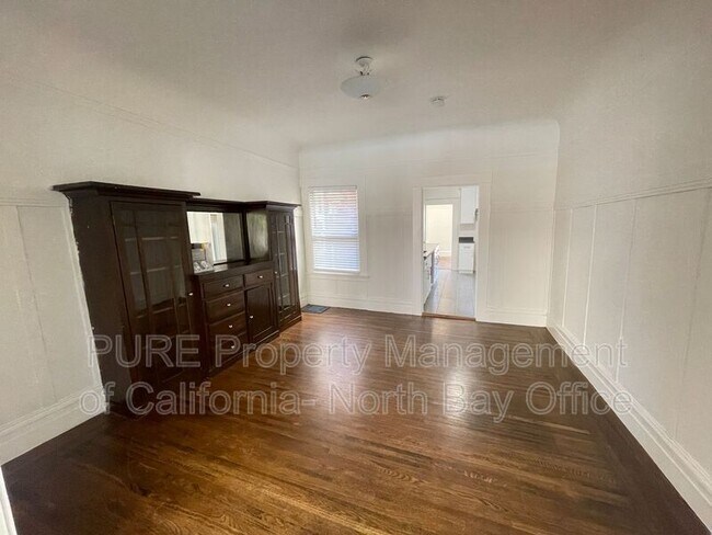 Building Photo - 2179 Grove St