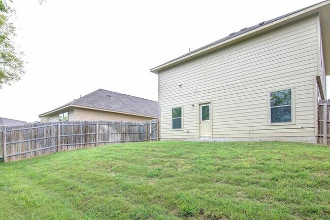 Building Photo - 5523 Degan Way