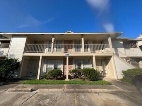 Building Photo - 11507 Meadow Ln