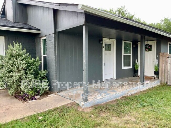 Foto del edificio - 7405 Tumbleweed Dr