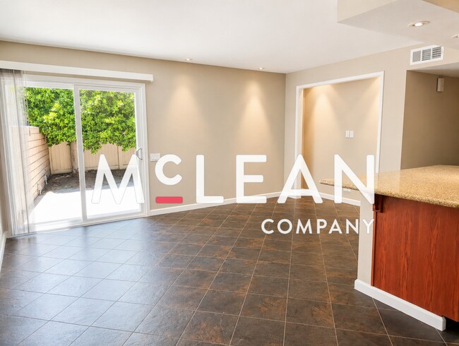 Foto del edificio - Available Now! 2BR Condo in Sunrise Palms