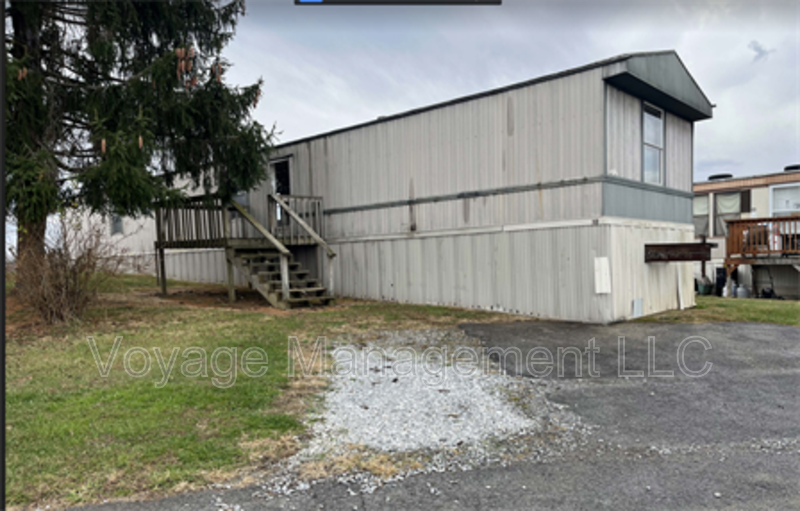 2055 Devault Bridge Rd, Piney Flats, TN 37686 House Rental in Piney