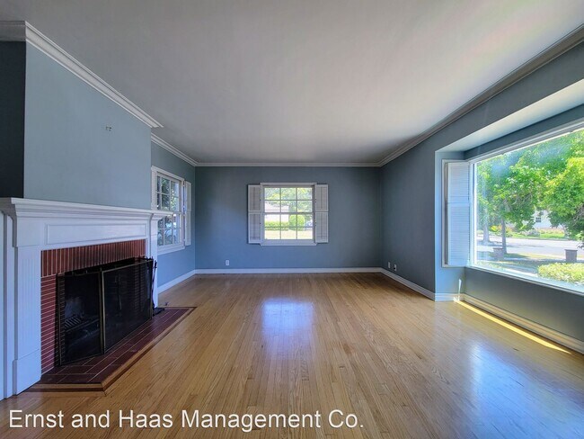 Building Photo - 3 br, 2 bath House - 3925 Chestnut Ave