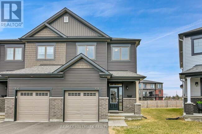Building Photo - 938 Socca Crescent
