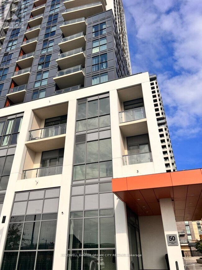 Building Photo - 50-1550 Thomas Riley Rd