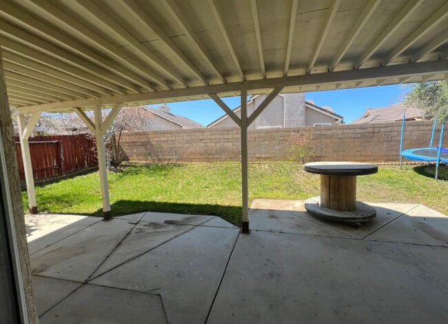 Foto del edificio - 37727 Harvey St