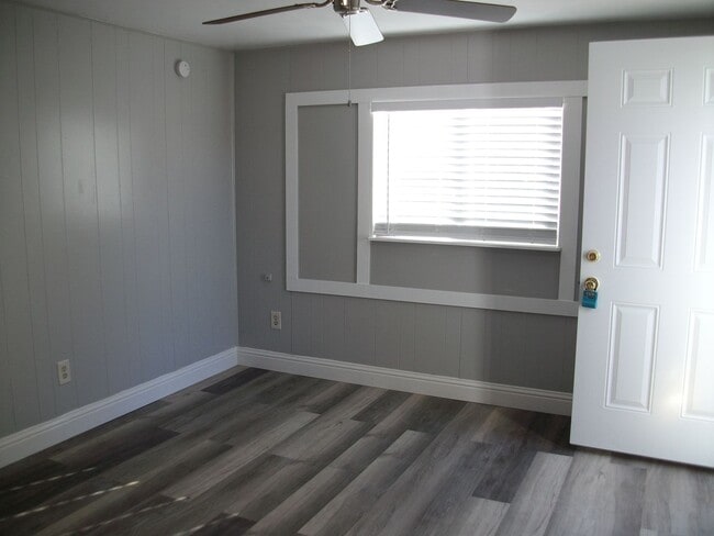 Foto del edificio - Studio centrally located in Sparks