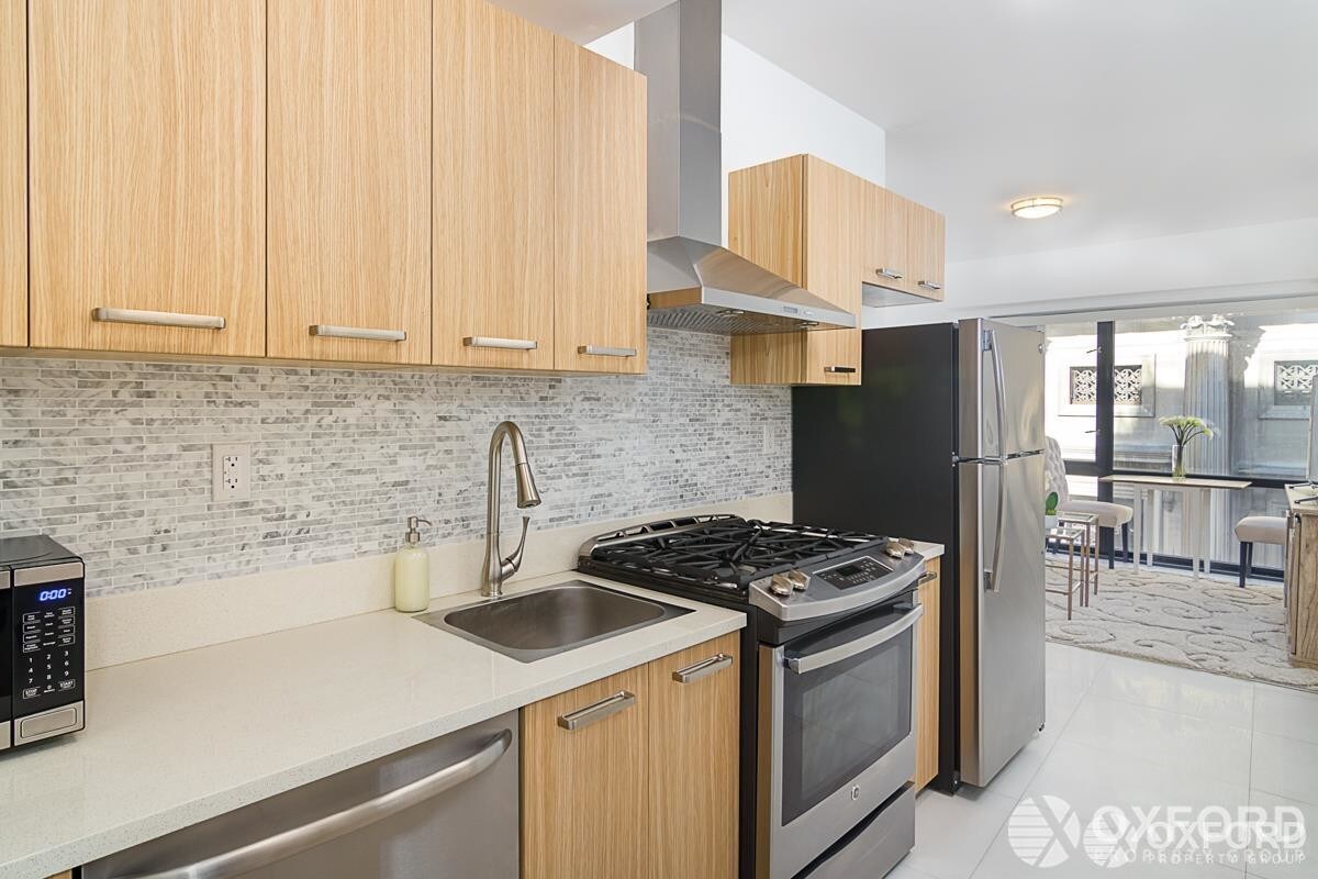 Foto principal - 227 Grand Street