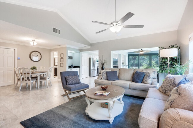 Building Photo - 2609 SW Egret Pond Cir